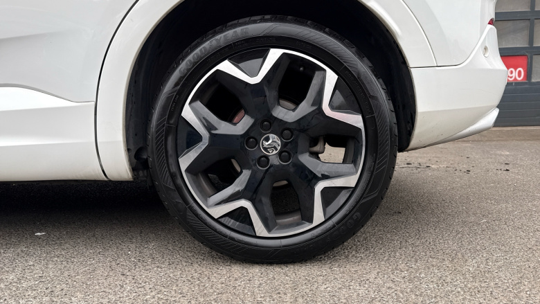 Vauxhall Grandland 1.2 Turbo Ultimate 5dr Petrol Hatchback